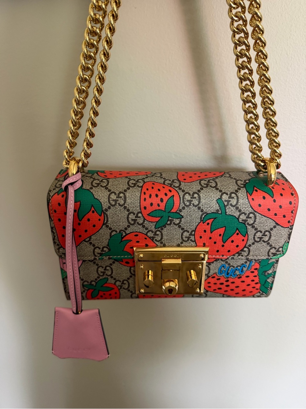 Gucci Strawberry Print GG Crossbody - Picture 7 of 7